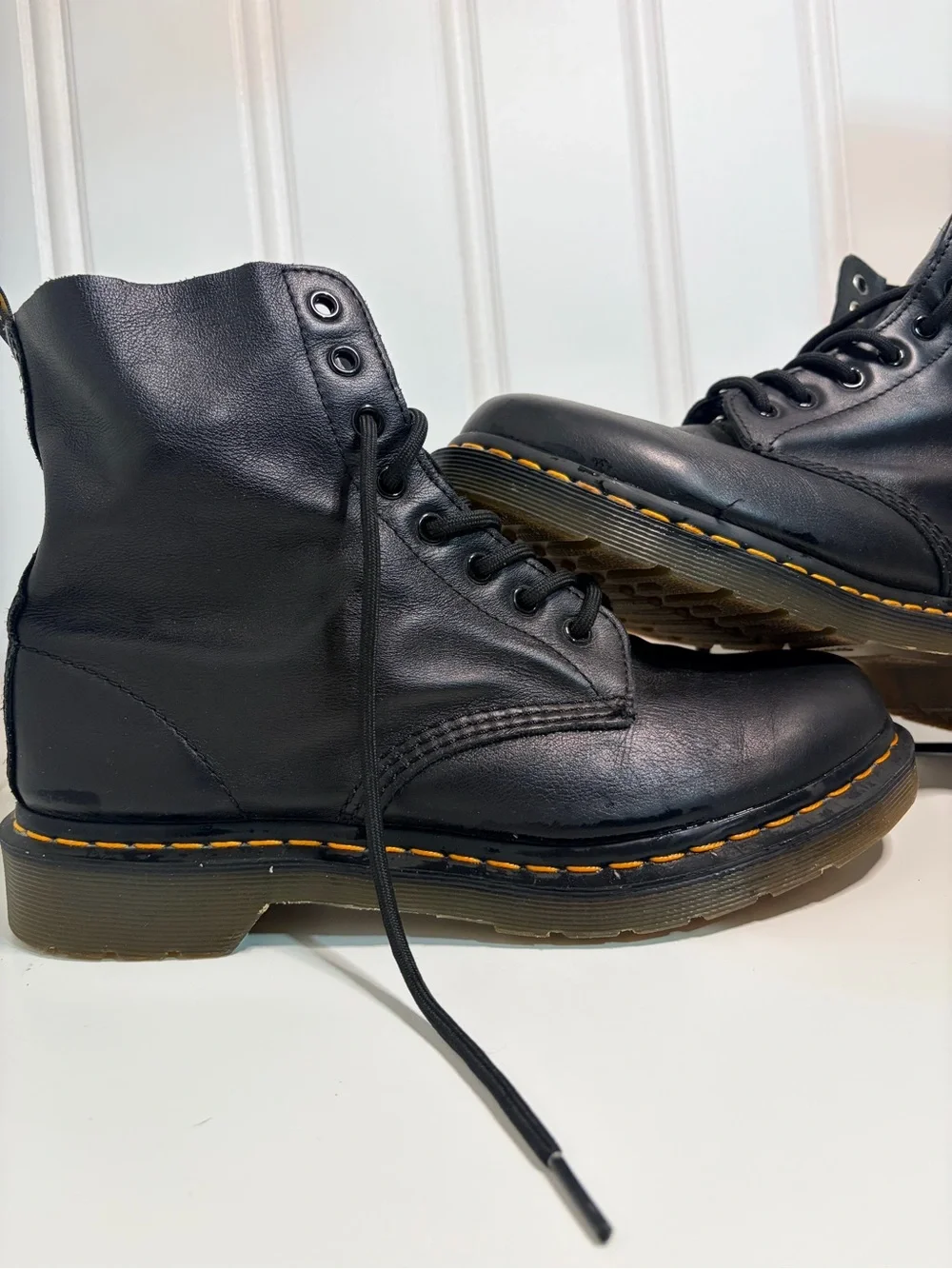 Dr Martens 1460 W Air Wair Black Nappa Leather 8 Eye Lace Up Boots UK8 EU42 US10